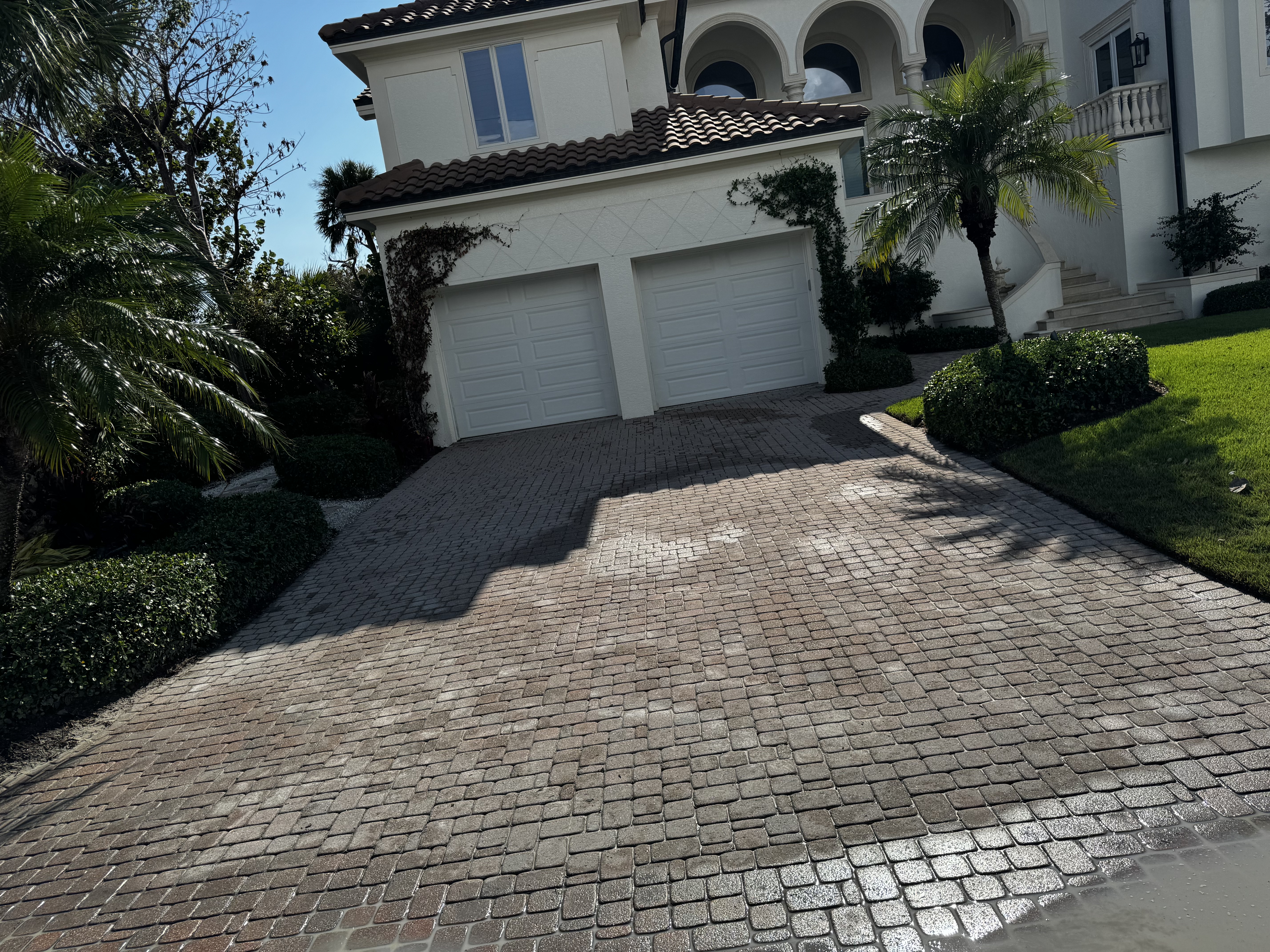 Cape Coral pressure washing