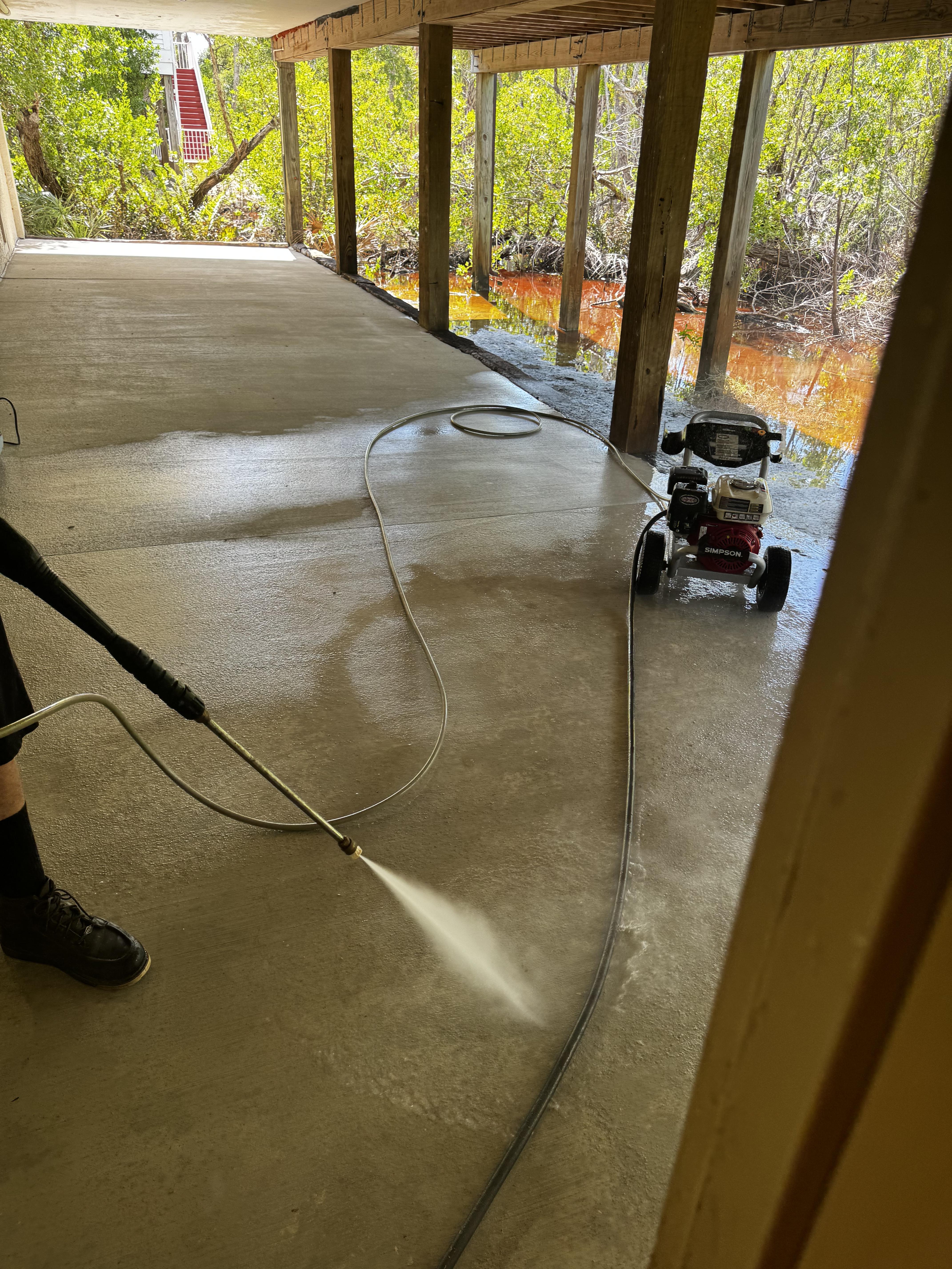 pool deck pressure washing Cape Coral