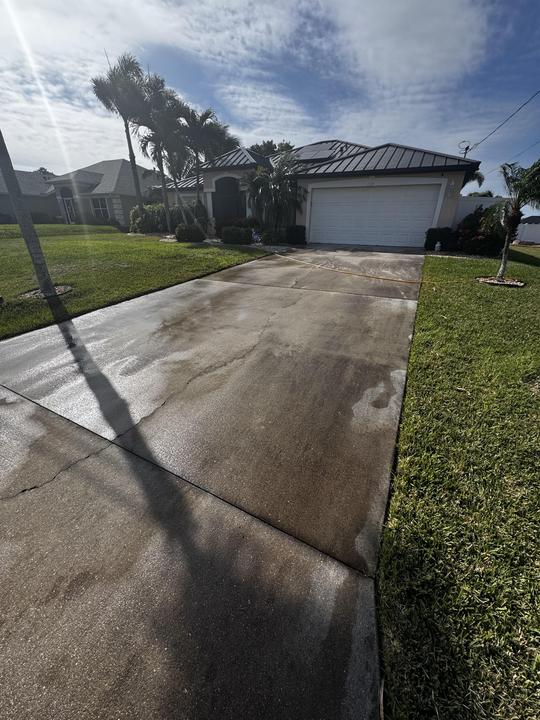 pressure washing Cape Coral 1.1.25